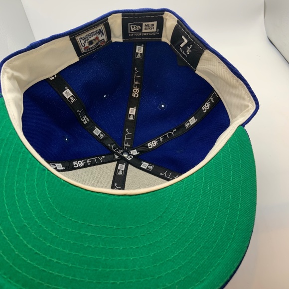 Vintage Seattle Mariners Hat New Era Cooperstown Collection 100% Wool Size 7 1/8 - Picture 9 of 11